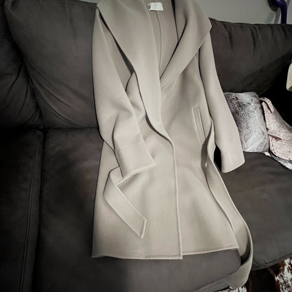 100% Wool Coat! - Picture 5 of 5